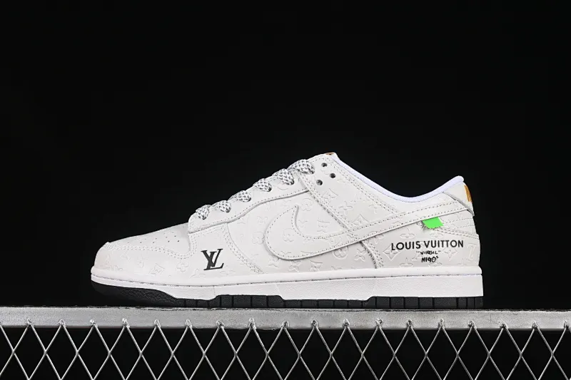 All categories Nk SB Dunk Series Nk SB Dunk Low High-end customized low-top sneakers Nike SB Dunk Low LV co-branded black and white dark print Anniversary high-end customized low-top casual sneakers XX3168-145